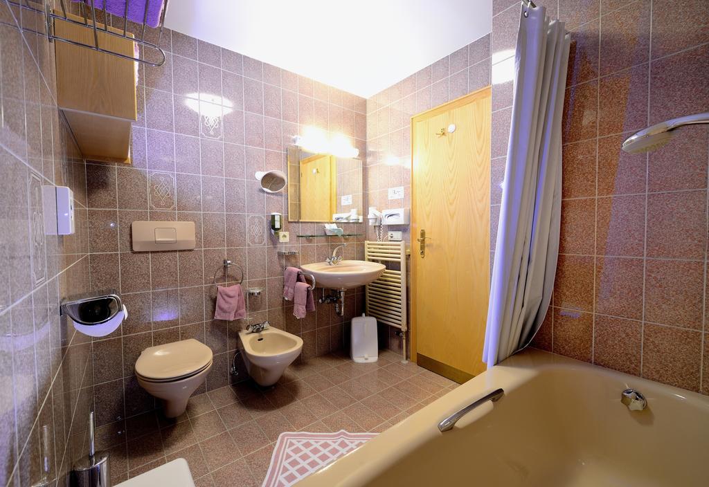 Residence Bacher Valdaora di Sopra Bilik gambar
